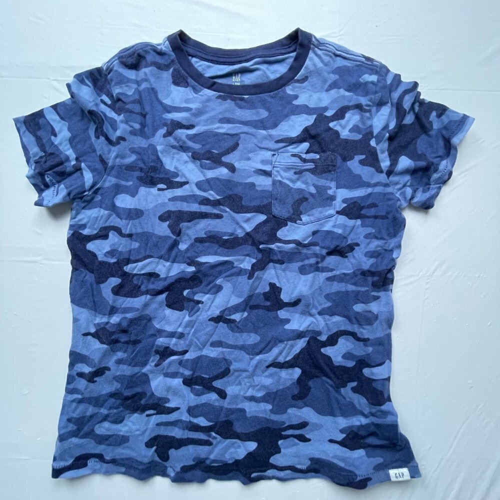 Old Navy Boys Blue Camo short sleeve shirt Large (10-11)